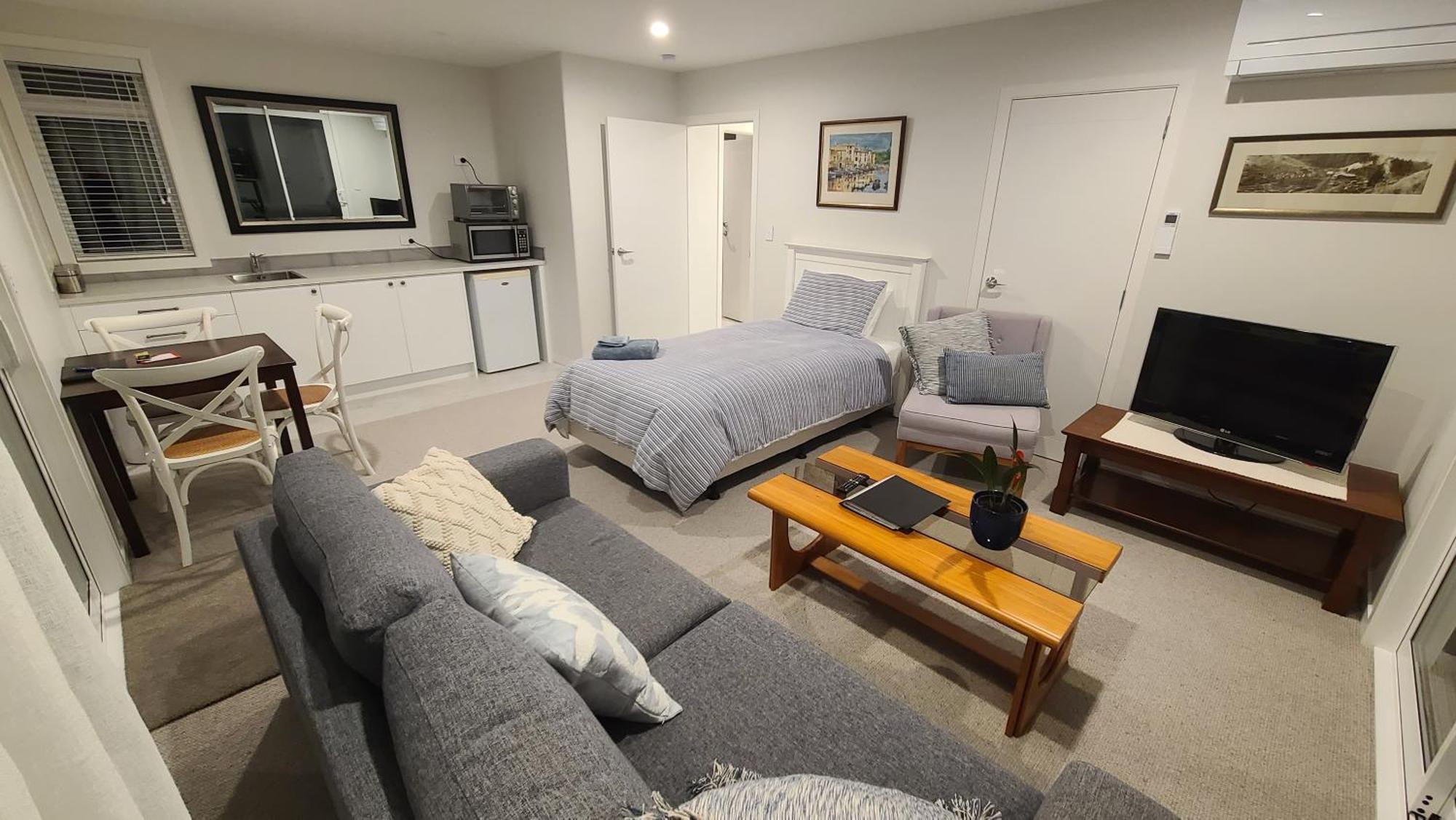 Stylish Matua Apartment Tauranga Exterior photo