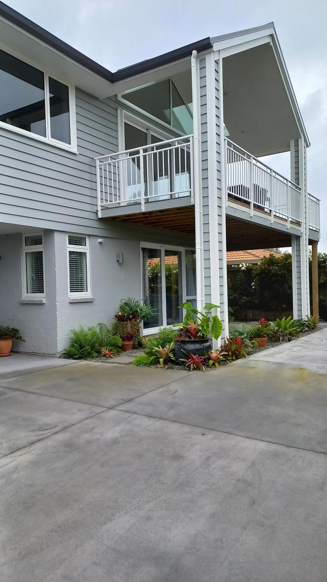 Stylish Matua Apartment Tauranga Exterior photo
